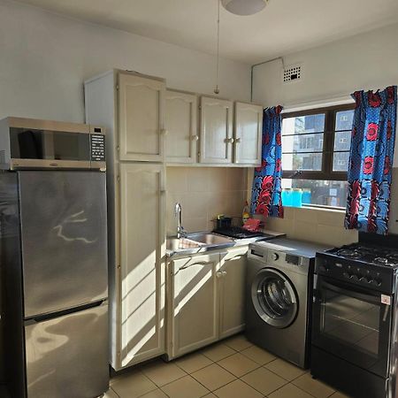 Umdloti Beach Apartment ภายนอก รูปภาพ